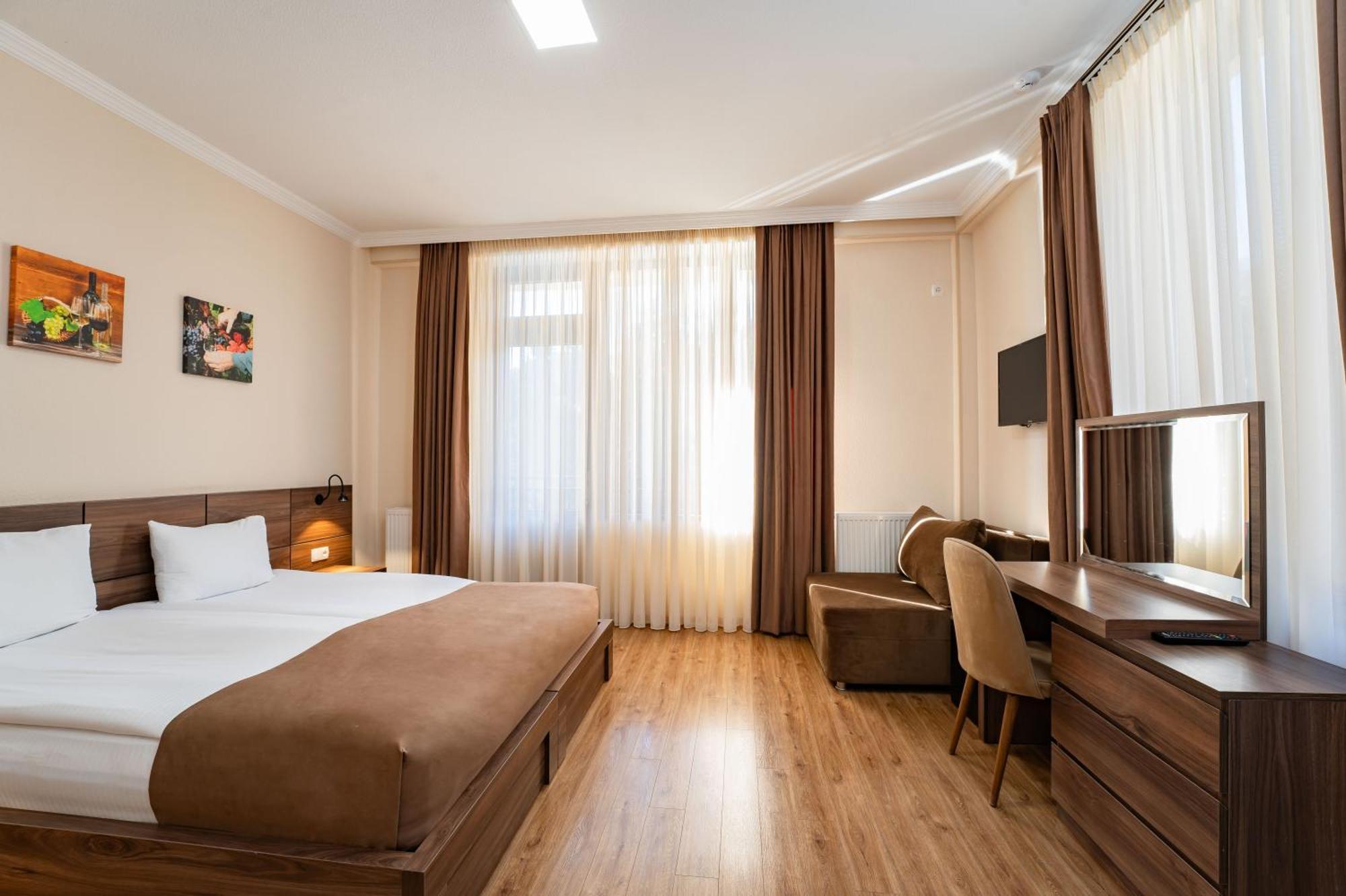 Zuzumbo Resort & Spa Telavi Eksteriør bilde