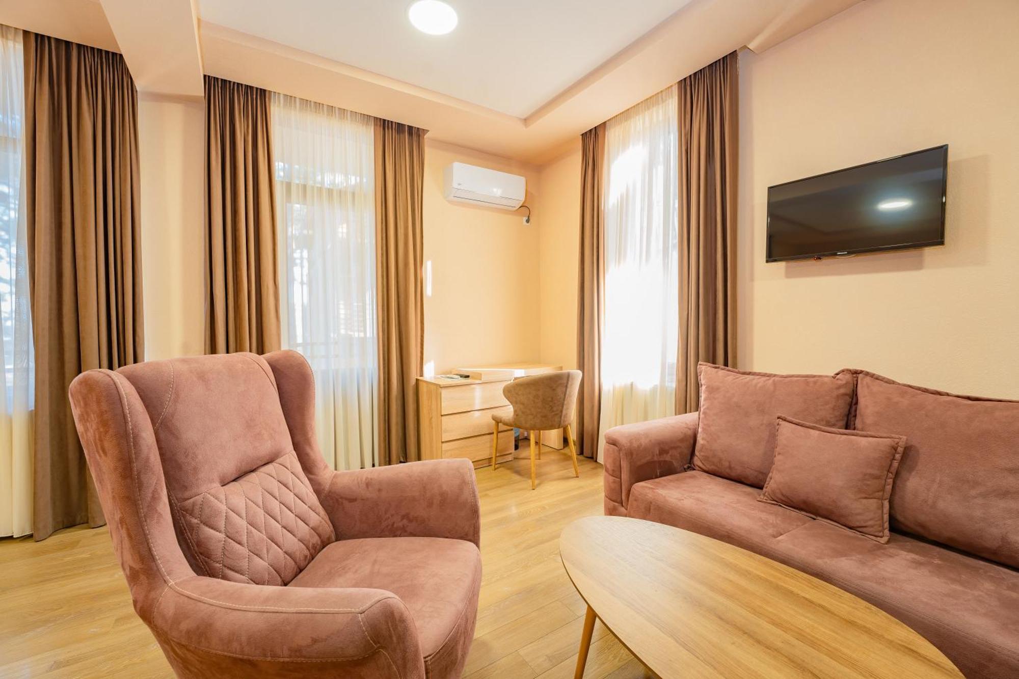 Zuzumbo Resort & Spa Telavi Eksteriør bilde